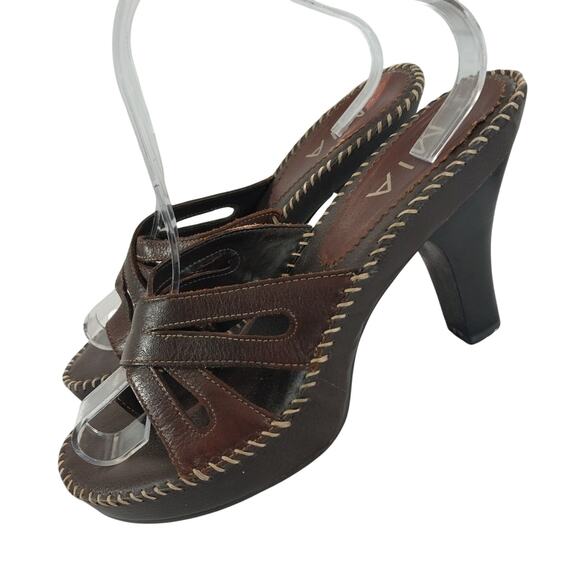 MIA! ESPRESSO BROWN GENUINE LEATHER CRISS CROSS "TOE SEAT" SANDALS! SZ 8.5M - Picture 1 of 10